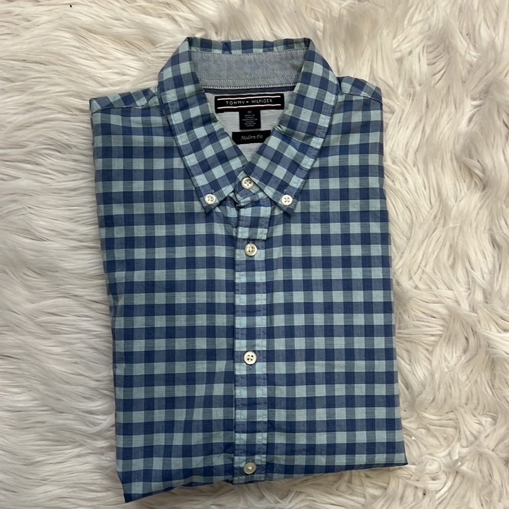 Tommy Hilfiger short sleet button down